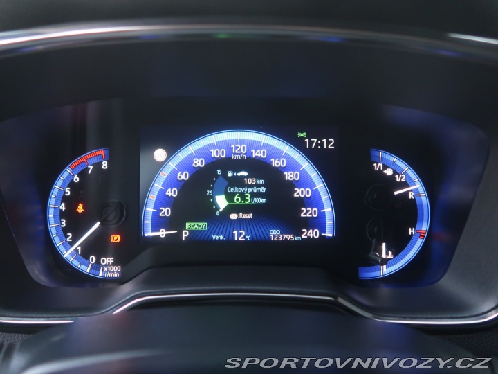 Toyota Corolla Trek 2.0 Hybrid 2021