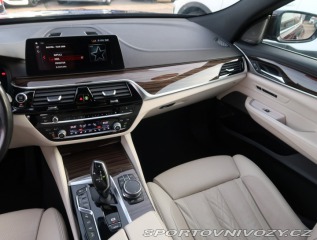 BMW 6 GT Luxury Line 640i xDriv 2018