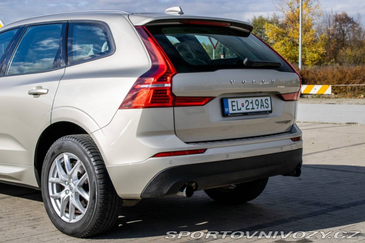 Volvo Ostatní modely XC60  2.0 T8 Momentum AWD / AJ 2018