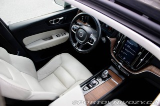 Volvo Ostatní modely XC60  2.0 T8 Momentum AWD / AJ 2018