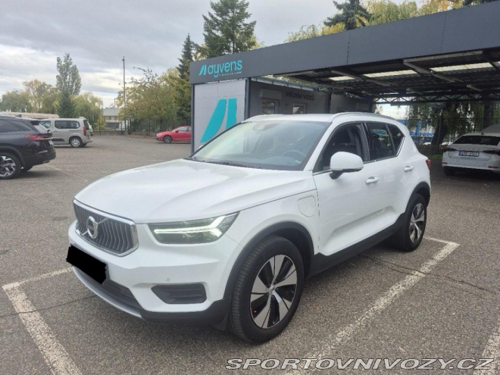 Volvo Ostatní modely XC40 T4 FWD Recharge Inscripti 2021