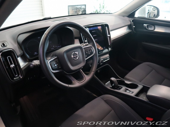 Volvo Ostatní modely XC40 T4 FWD Recharge Inscripti 2021