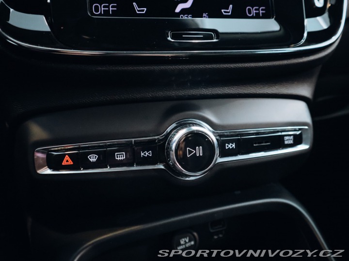 Volvo Ostatní modely XC40 T4 FWD Recharge Inscripti 2021