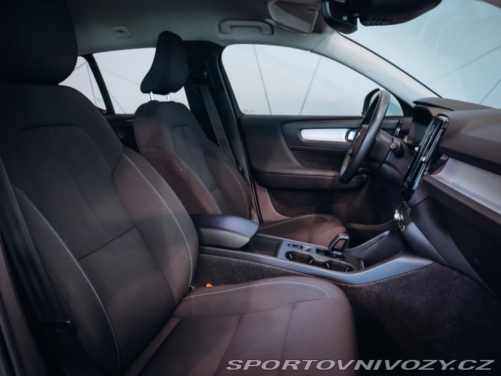 Volvo Ostatní modely XC40 T4 FWD Recharge Inscripti 2021