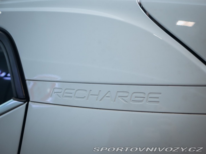 Volvo Ostatní modely XC40 T4 FWD Recharge Inscripti 2021