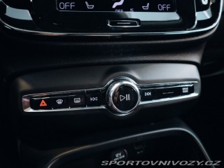 Volvo Ostatní modely XC40 T4 FWD Recharge Inscripti 2021