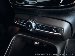 Volvo Ostatní modely XC40 T4 FWD Recharge Inscripti 2021