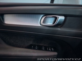 Volvo Ostatní modely XC40 T4 FWD Recharge Inscripti 2021