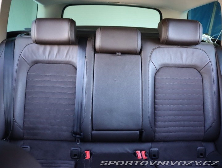 Volkswagen Ostatní modely Passat  2.0 BiTDI 2015