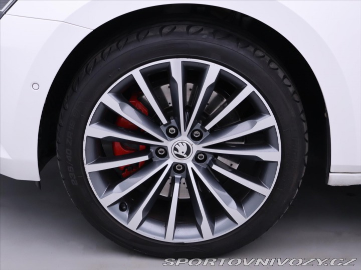 Škoda Superb 2,0 TSI 242kW DSG 4x4 L&a 2016