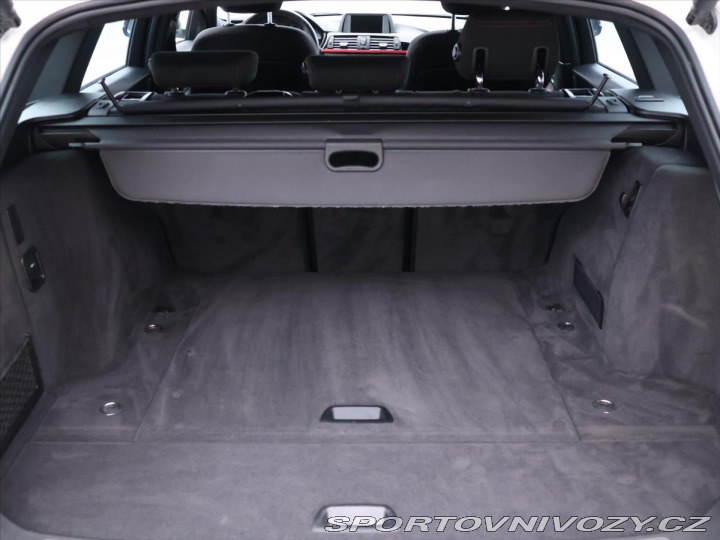 BMW 3 3,0 335dA xDrive Sport CZ 2014