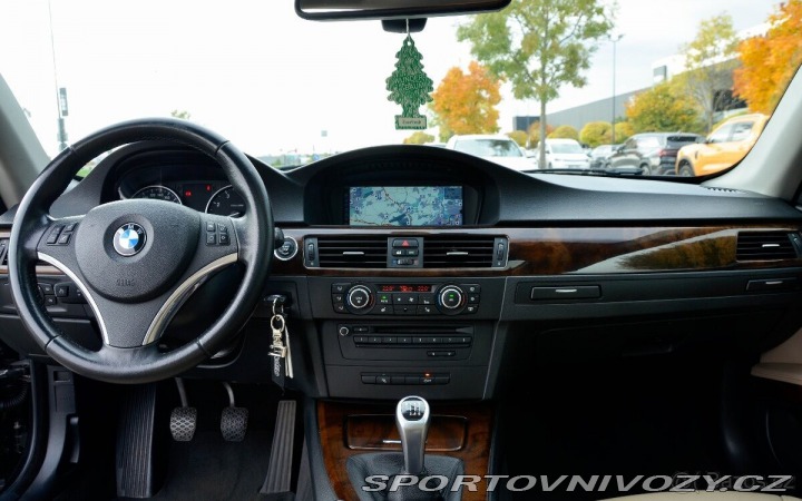 BMW 3 2,0   320i / 125 kW / SKV 2010