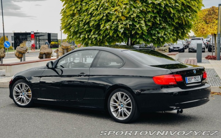 BMW 3 2,0   320i / 125 kW / SKV 2010