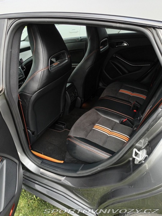 Mercedes-Benz CLA 2,0   250 2015