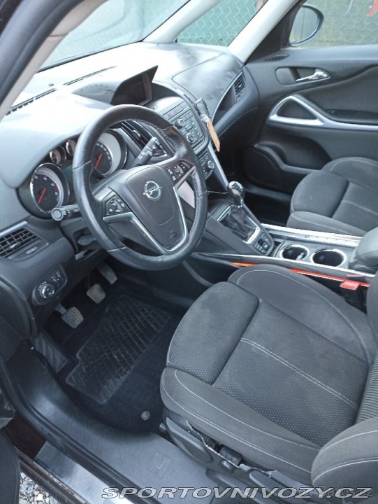 Opel Ostatní modely Zafira 2,0   Router CDTI 2015