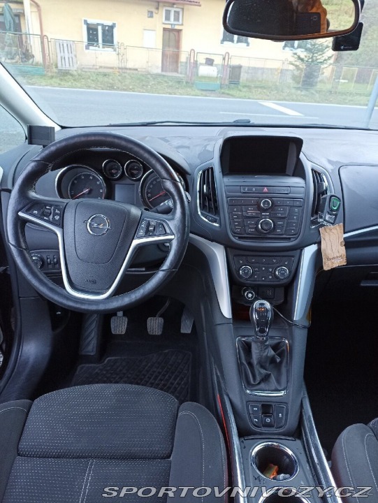 Opel Ostatní modely Zafira 2,0   Router CDTI 2015