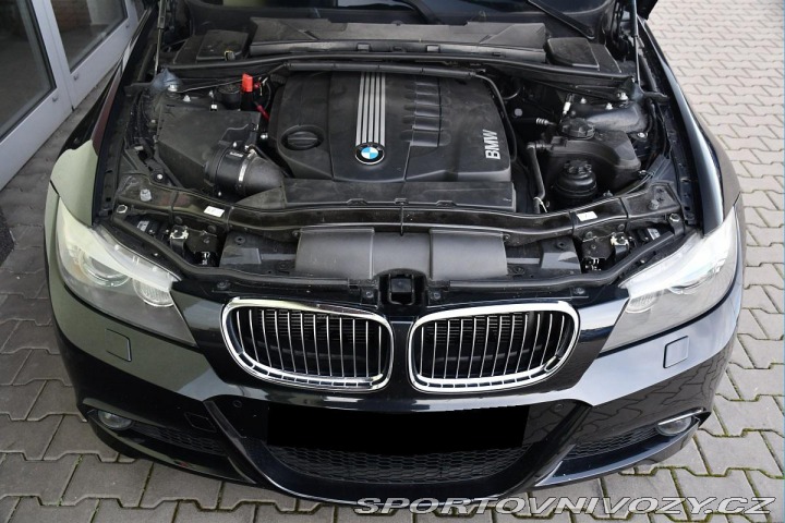 BMW 3 330d xDrive M-PAKET PANO 2012