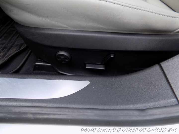 Tesla Model S 90D/1.Maj.ČR/Ludicrous/76 2015