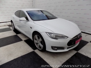 Tesla Model S 90D/1.Maj.ČR/Ludicrous/76 2015