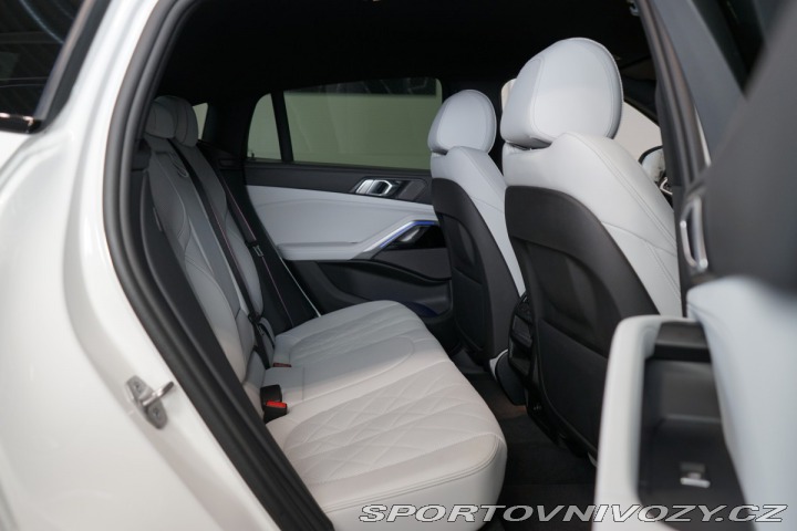 BMW X6 40i*xDRIVE*H/K*TAŽ*LED*M- 2023