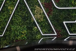 Ostatní značky Ostatní modely Land Rover Defender P525*110*MERIDIAN*HUD*360 2023