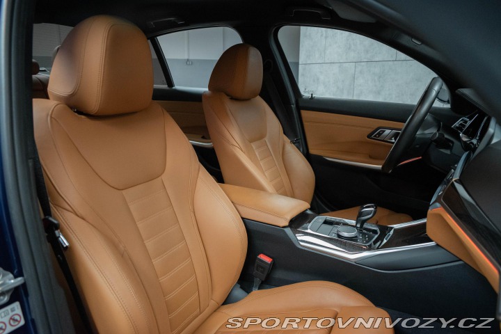 BMW 3 330i xDrive LUXURY*DPH*ČR 2020