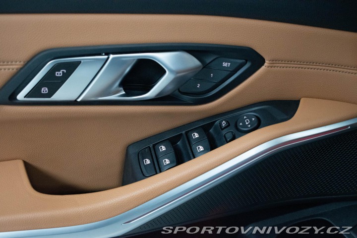 BMW 3 330i xDrive LUXURY*DPH*ČR 2020