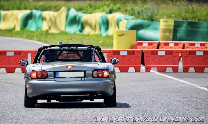 Mazda MX-5 NBFL 2002