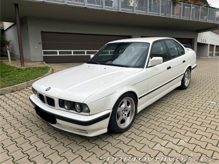 BMW M5 E34 1990