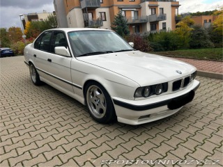 BMW M5 E34 1990