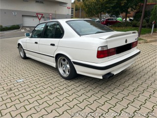 BMW M5 E34 1990