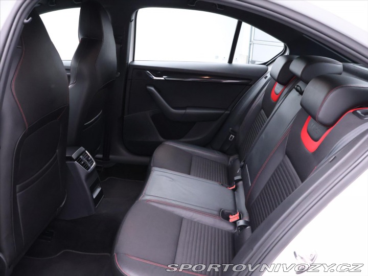 Škoda Octavia RS 2,0 TSI 162kW DSG Navi RS 2015