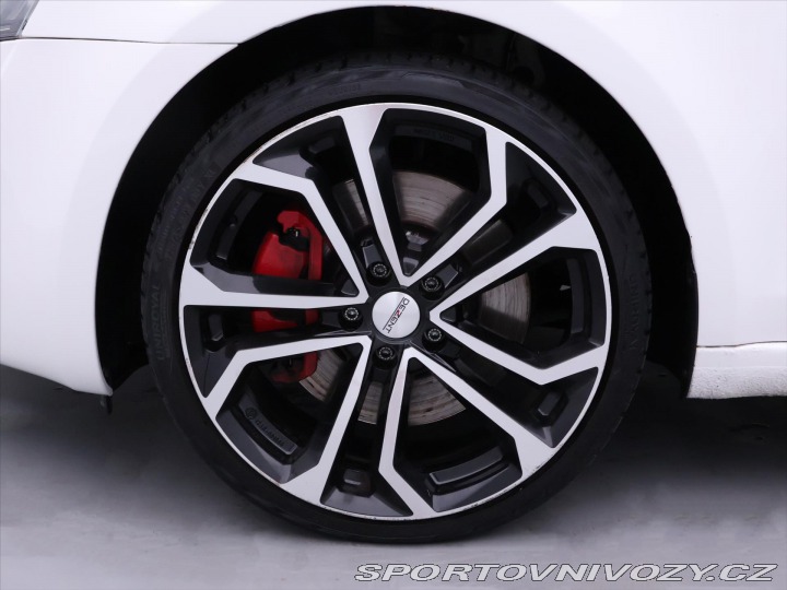 Škoda Octavia RS 2,0 TSI 162kW DSG Navi RS 2015