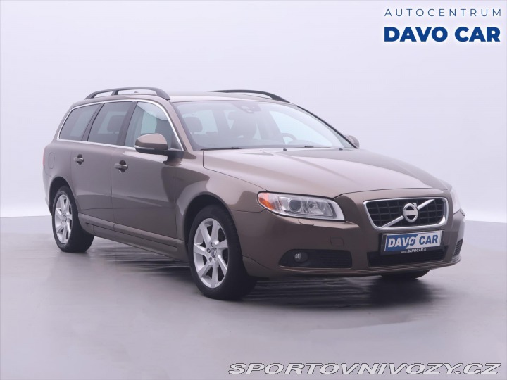 Volvo V70 2,4 D5 158 kW Summum 2013