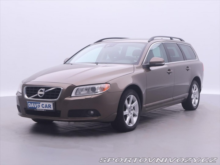 Volvo V70 2,4 D5 158 kW Summum 2013