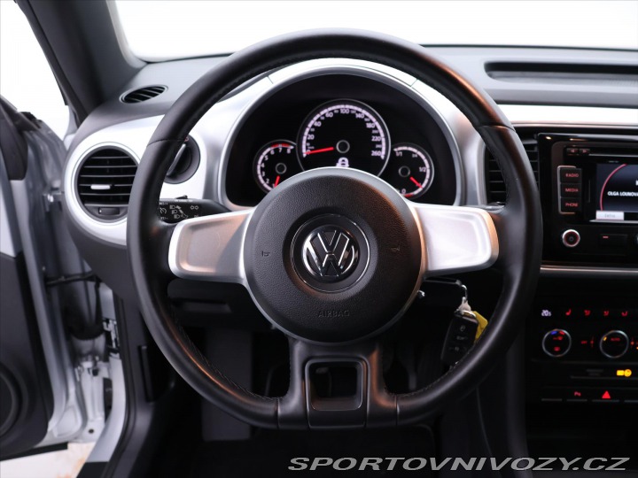 Volkswagen Beetle 1,2 TSI 77kW Design Serv. 2012