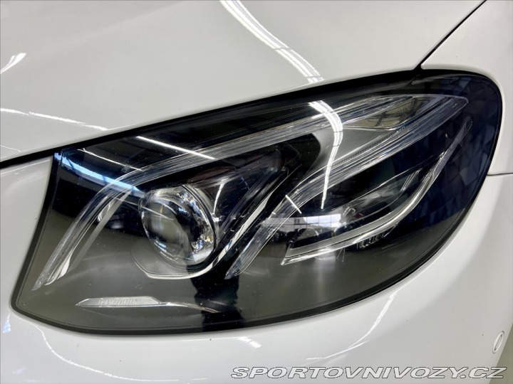 Mercedes-Benz E 220d 4MATIC 9G-TRONIC AMG 2017