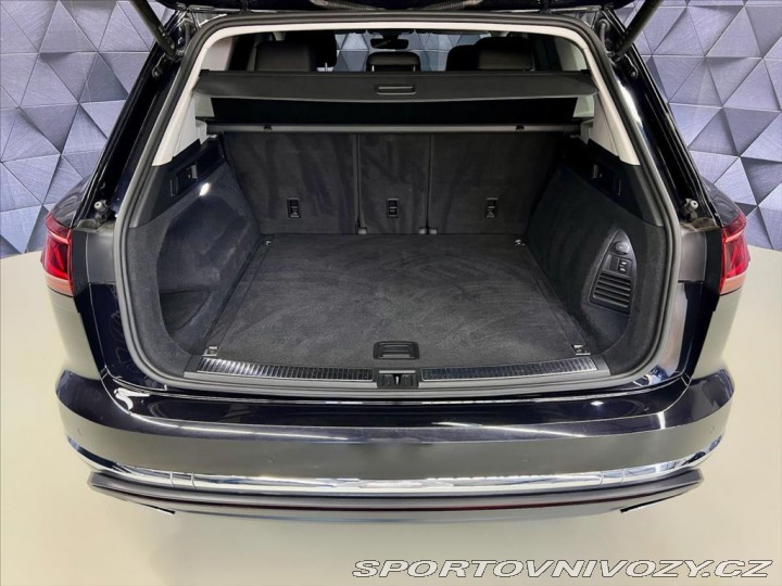 Volkswagen Ostatní modely Touareg 3.0 TDI 210 KW 4M ELEGANC 2021