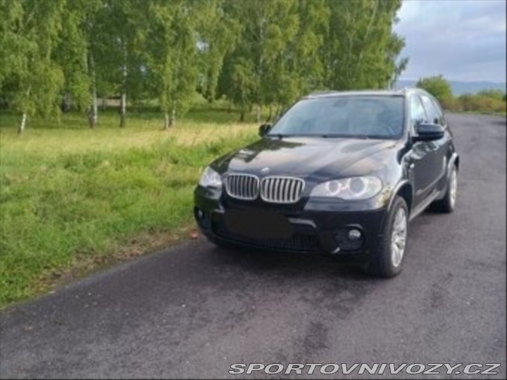 BMW X5 40d s vadným motorem 1800