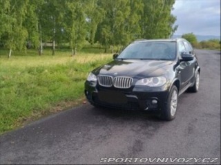 BMW X5 40d s vadným motorem 1800