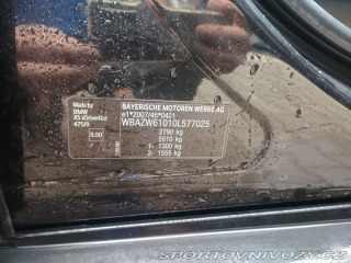 BMW X5 40d s vadným motorem 1800