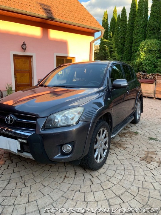 Toyota Ostatní modely RAV4 2,2   D-CAT 4x4 2009