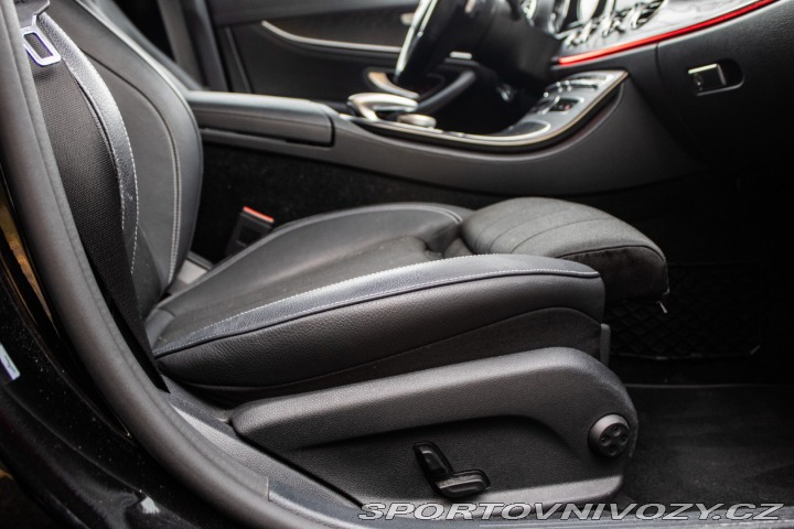 Mercedes-Benz E Kombi  400 4MATIC A/T 2017