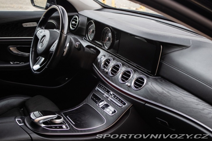 Mercedes-Benz E Kombi 400 4MATIC A/T, 24 2017