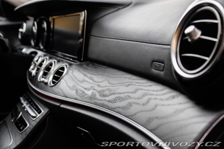 Mercedes-Benz E Kombi 400 4MATIC A/T, 24 2017