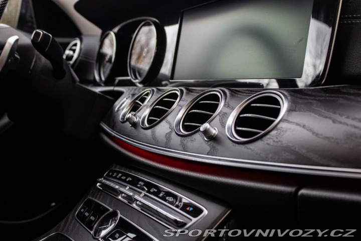 Mercedes-Benz E Kombi 400 4MATIC A/T, 24 2017