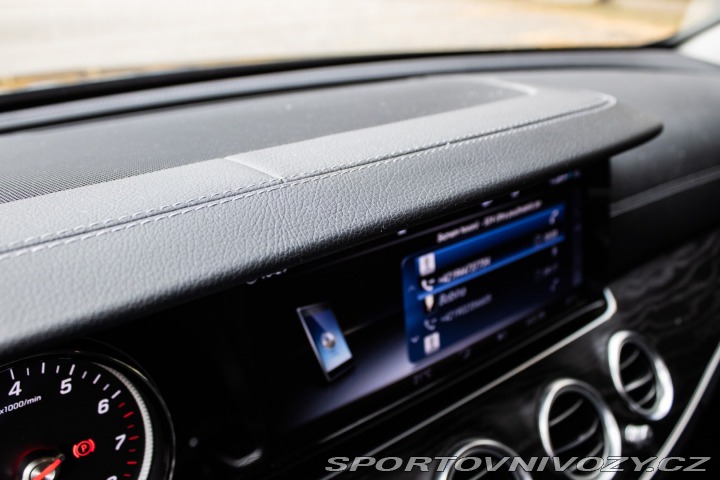 Mercedes-Benz E Kombi 400 4MATIC A/T, 24 2017