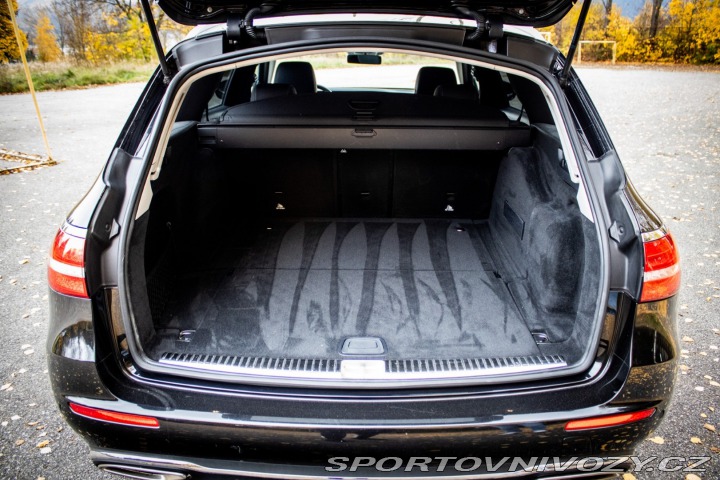 Mercedes-Benz E Kombi 400 4MATIC A/T, 24 2017