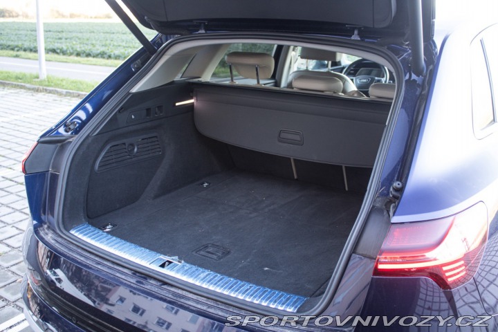 Audi Ostatní modely E-tron  50 Quattro Advanced / aj 2020