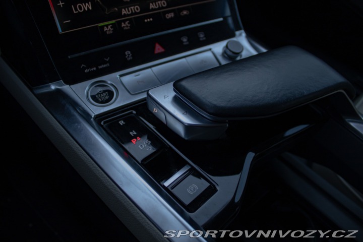 Audi Ostatní modely E-tron  50 Quattro Advanced / aj 2020